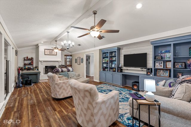 5418 Coach Road, Bossier City, LA 71111