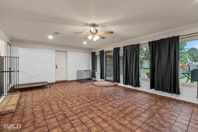 5418 Coach Road, Bossier City, LA 71111