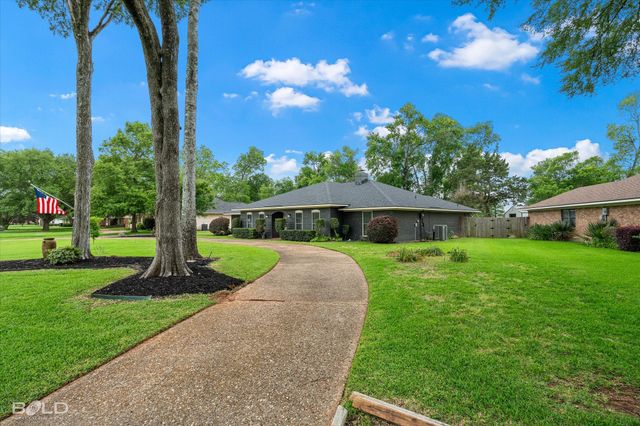 5418 Coach Road, Bossier City, LA 71111