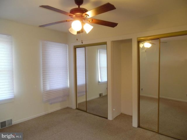 810 POWELL ST, Gloucester City, NJ 08030