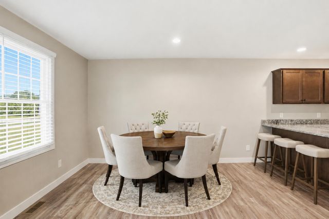 821 9th Street SW 9a, Demotte, IN 46310