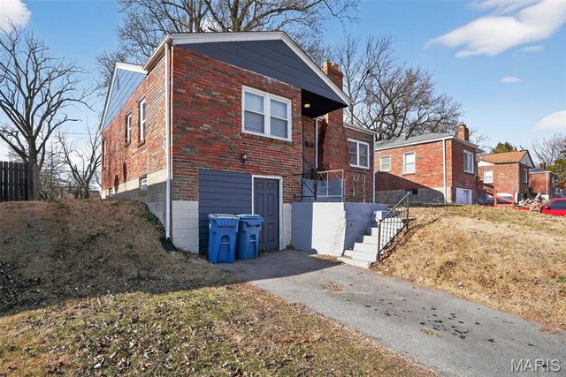 6625 Thurston Avenue, Berkeley, MO 63134