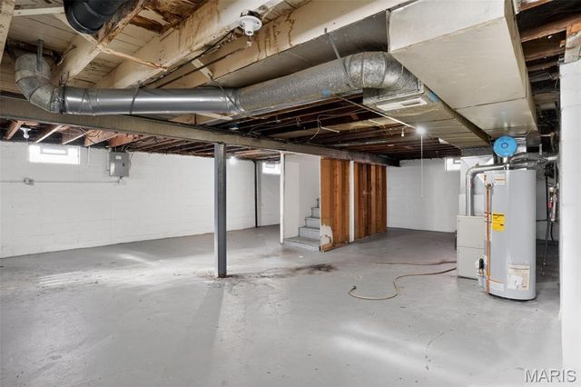 6625 Thurston Avenue, Berkeley, MO 63134