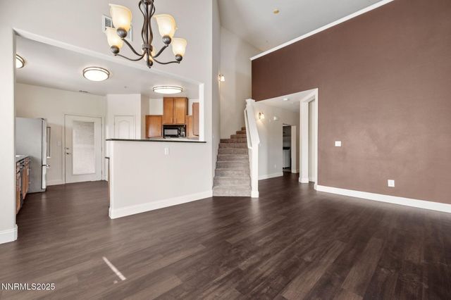 1325 S Meadows Parkway 224, Reno, NV 89521