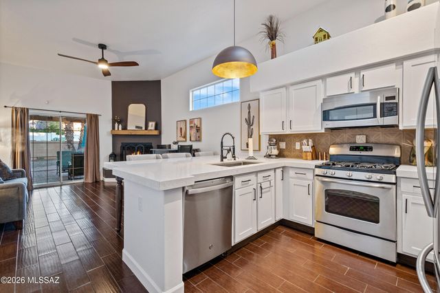 6662 N Calle De Calipso, Tucson, AZ 85718