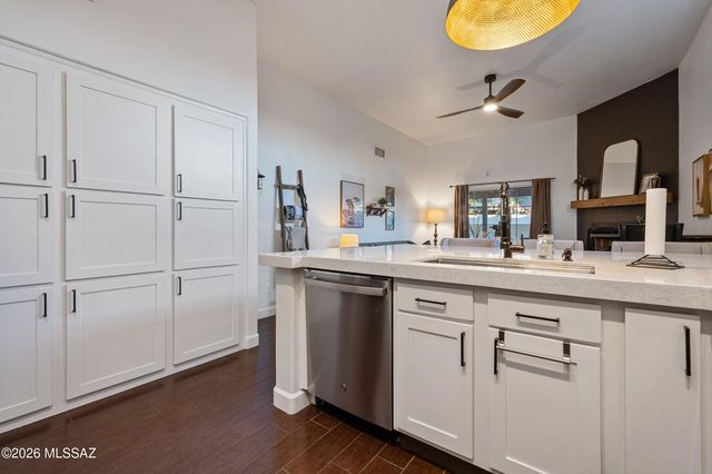 6662 N Calle De Calipso, Tucson, AZ 85718