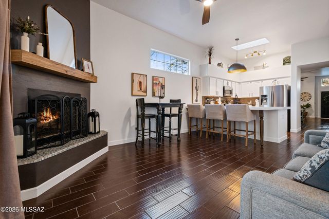 6662 N Calle De Calipso, Tucson, AZ 85718