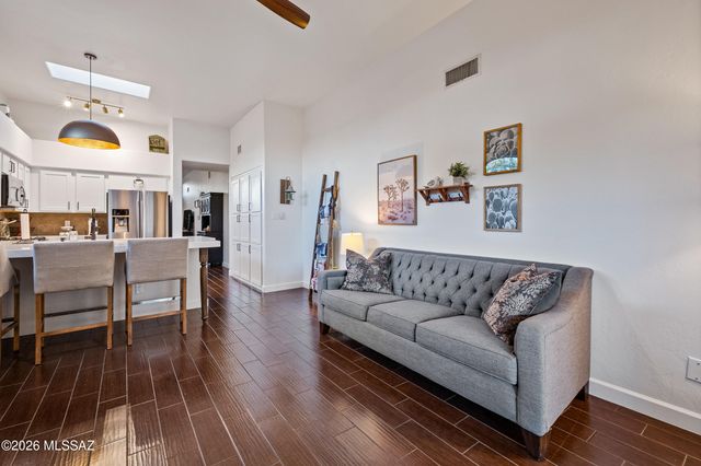 6662 N Calle De Calipso, Tucson, AZ 85718