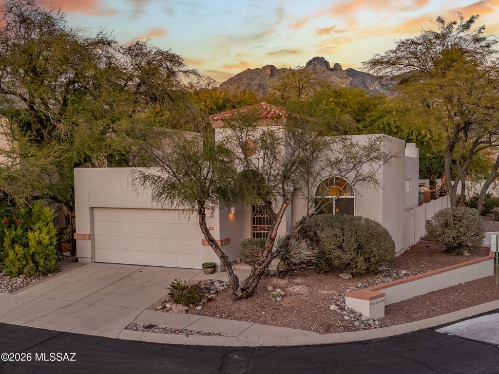 6662 N Calle De Calipso, Tucson, AZ 85718