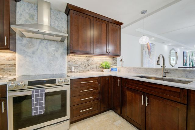 3121 NE 51st Street 305e, Fort Lauderdale, FL 33308