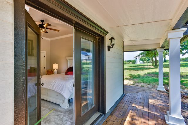 123 County Road 123, Gainesville, TX 76240