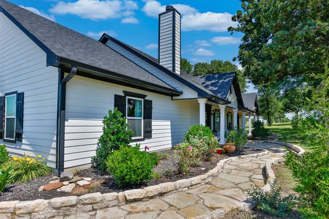 123 County Road 123, Gainesville, TX 76240