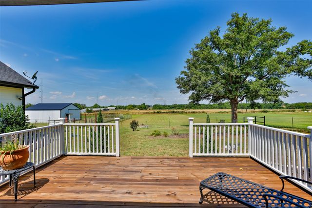 123 County Road 123, Gainesville, TX 76240