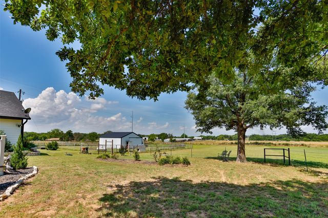 123 County Road 123, Gainesville, TX 76240