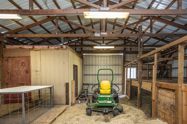 123 County Road 123, Gainesville, TX 76240