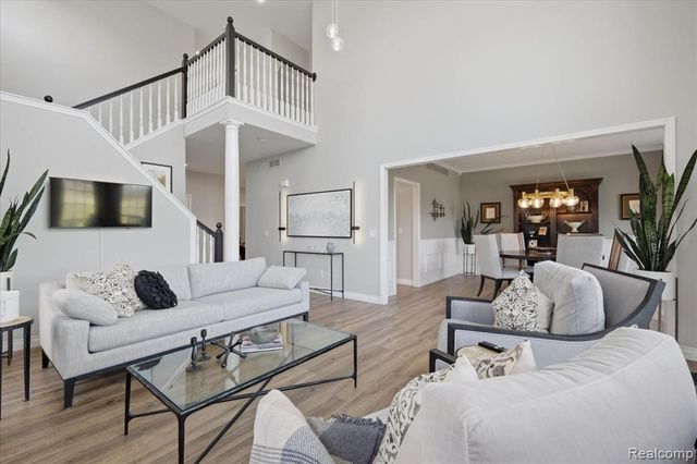 150 Burniah Lane, Lake Orion, MI 48362