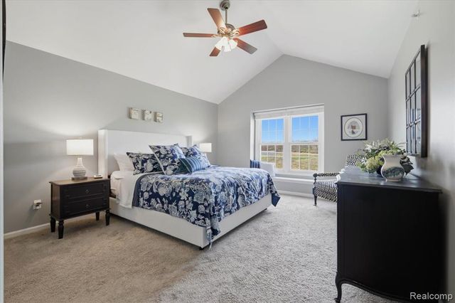 150 Burniah Lane, Lake Orion, MI 48362