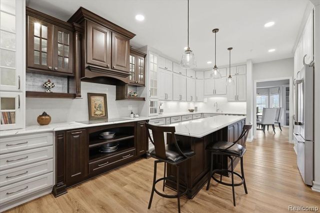 150 Burniah Lane, Lake Orion, MI 48362