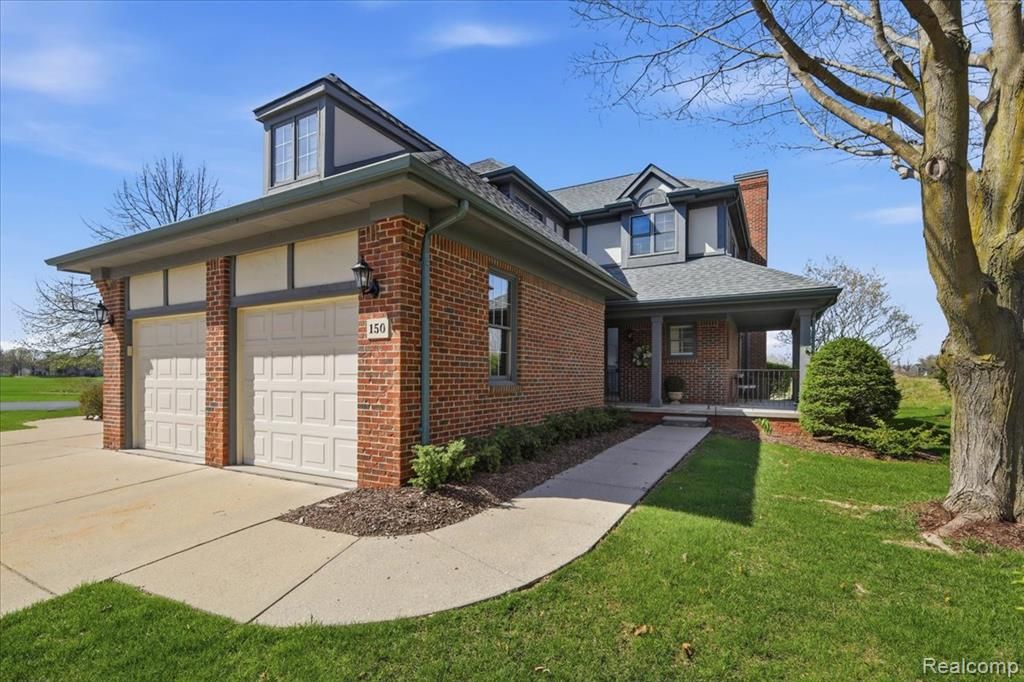 150 Burniah Lane, Lake Orion, MI 48362