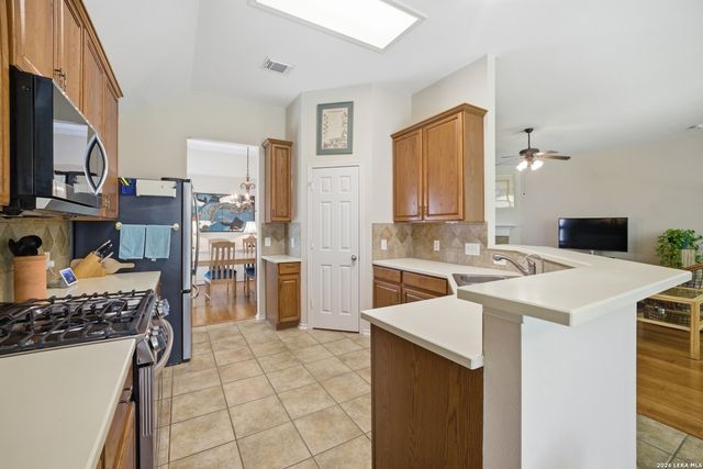 4516 Ridge Canyon, Schertz, TX 78154