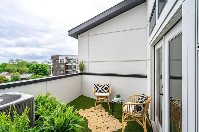 4208 Live Oak Street 103, Dallas, TX 75204