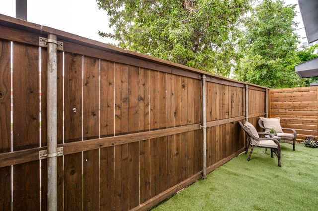 4208 Live Oak Street 103, Dallas, TX 75204