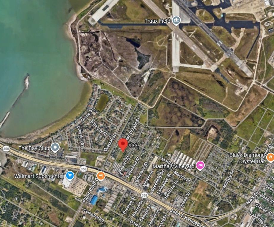 929 Mcdonald St, Corpus Christi, TX 78418 — photo 2