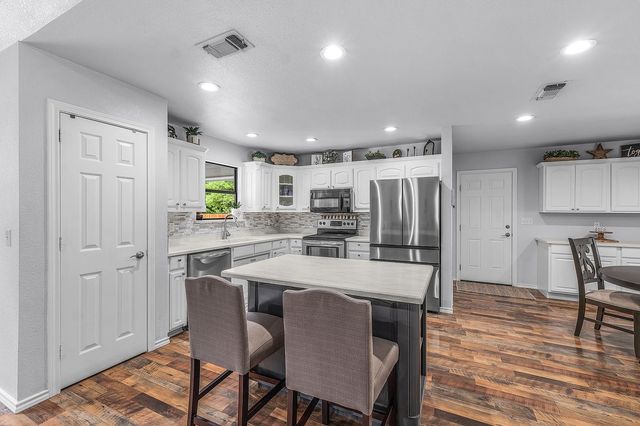 1133 Timber Creek Drive, Weatherford, TX 76086