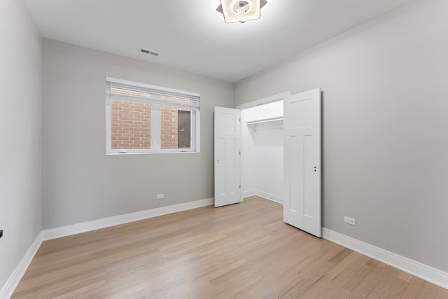 7430 N Hermitage Avenue 3W, Chicago, IL 60626