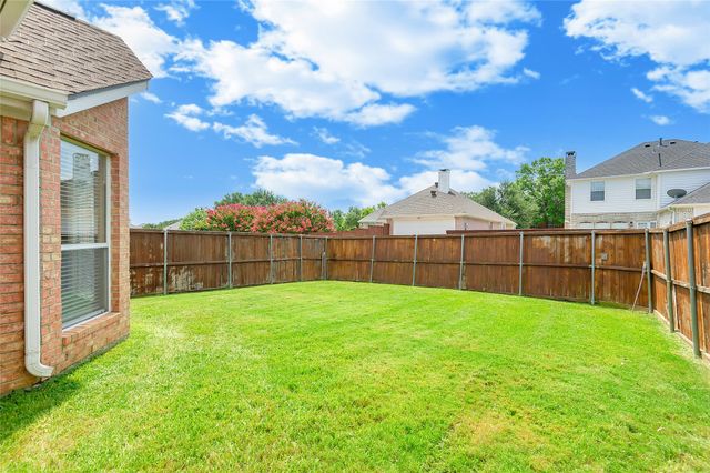 1404 Ranch Hill Drive, Irving, TX 75063