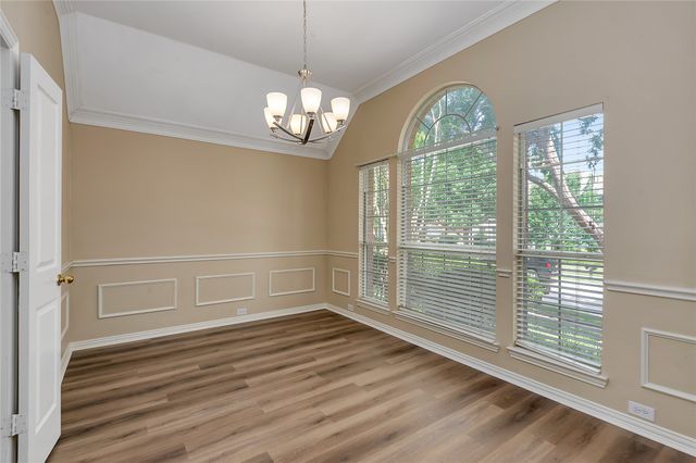 1404 Ranch Hill Drive, Irving, TX 75063