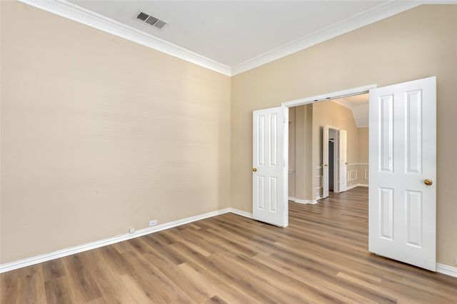 1404 Ranch Hill Drive, Irving, TX 75063
