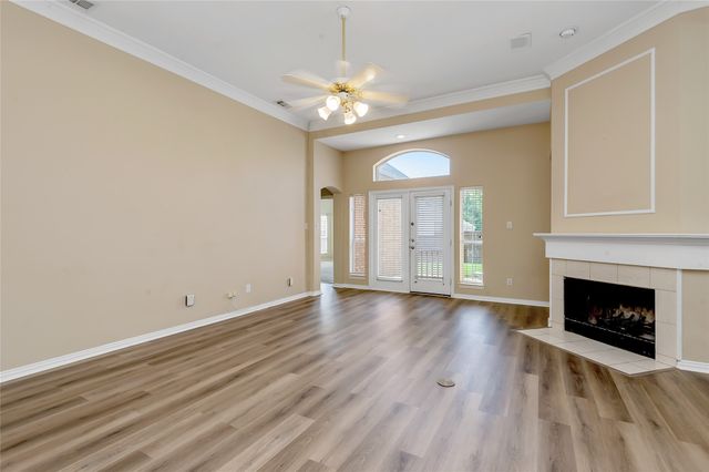 1404 Ranch Hill Drive, Irving, TX 75063