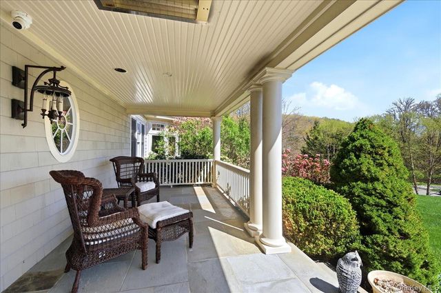 7 Ridgeview Circle, Armonk, NY 10504