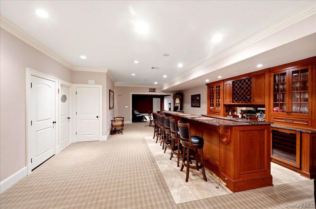 7 Ridgeview Circle, Armonk, NY 10504