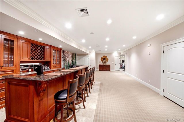 7 Ridgeview Circle, Armonk, NY 10504