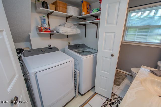 10203 Westwego Pl, Jeffersontown, KY 40299