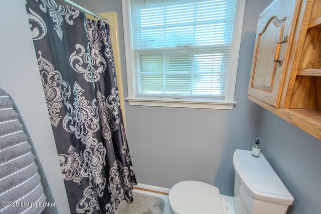 10203 Westwego Pl, Jeffersontown, KY 40299