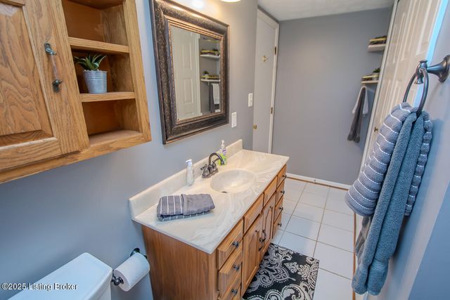 10203 Westwego Pl, Jeffersontown, KY 40299