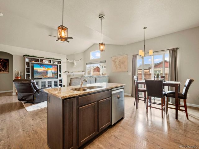 822 Settlers Dr, Milliken, CO 80543