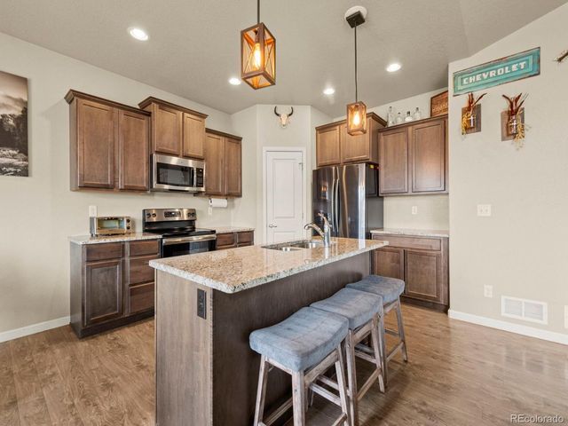 822 Settlers Dr, Milliken, CO 80543