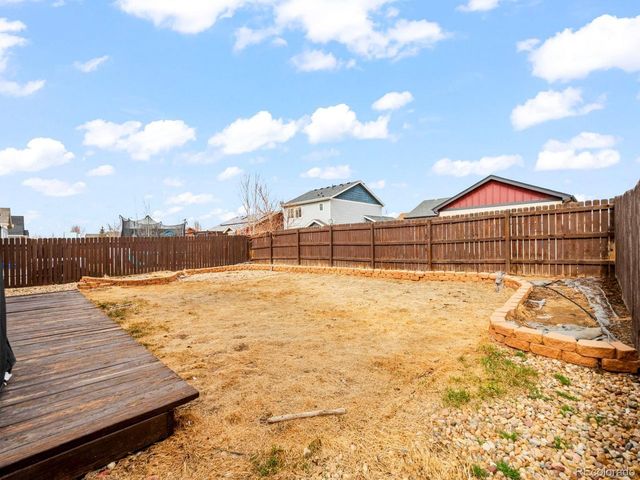 822 Settlers Dr, Milliken, CO 80543