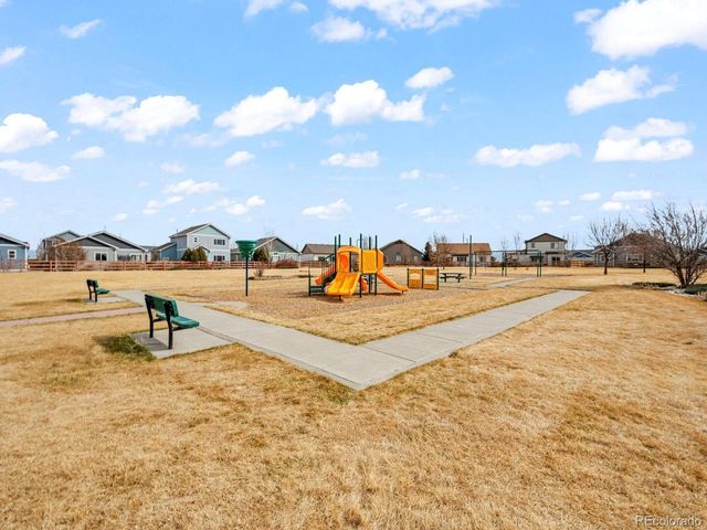 822 Settlers Dr, Milliken, CO 80543