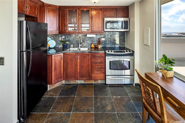 255 Huali Street 406, Honolulu, HI 96813