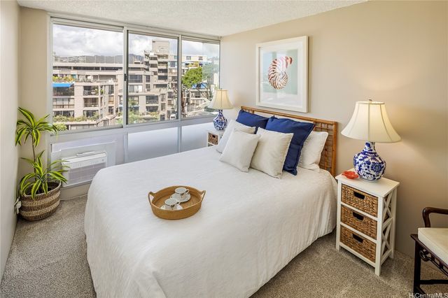 255 Huali Street 406, Honolulu, HI 96813