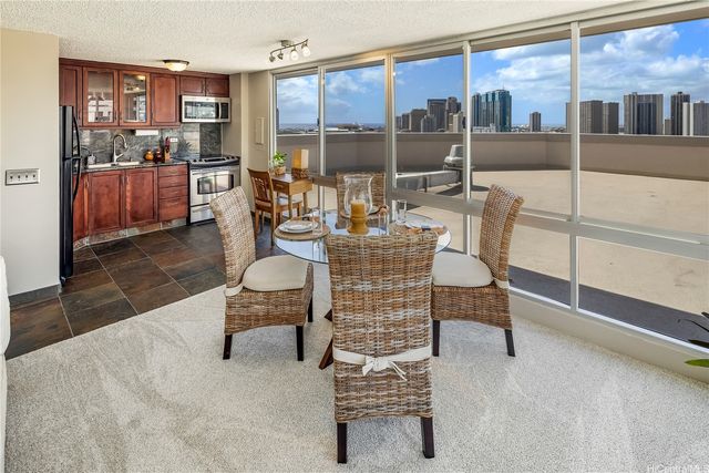 255 Huali Street 406, Honolulu, HI 96813