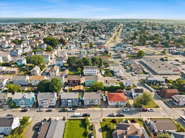 72 Tower St, Fall River, MA 02724