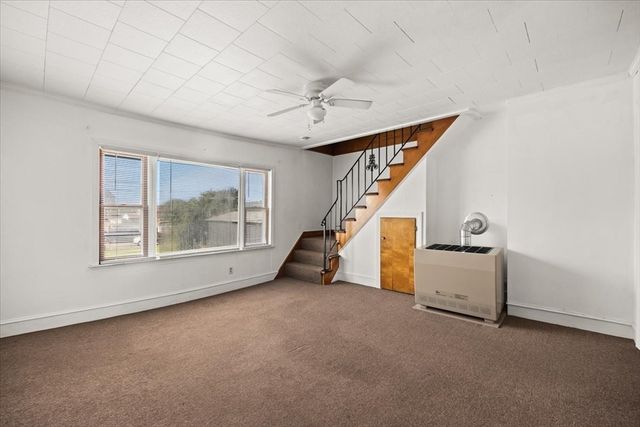 72 Tower St, Fall River, MA 02724