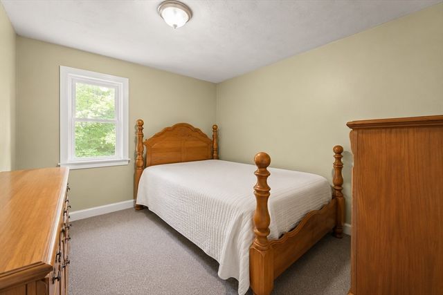 72 Tower St, Fall River, MA 02724