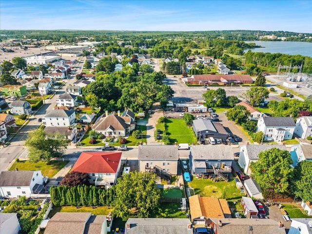 72 Tower St, Fall River, MA 02724